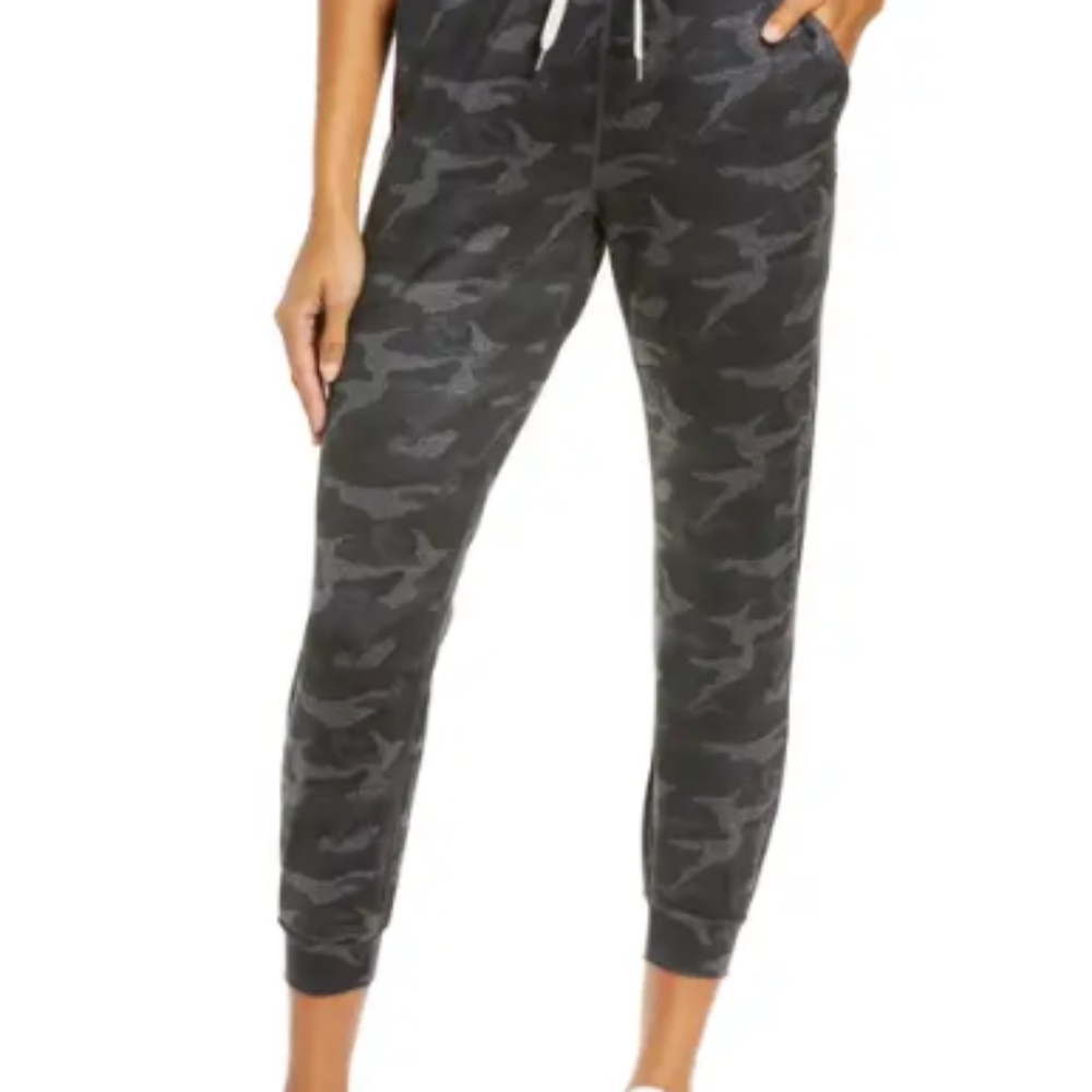 Vuori Performance Joggers Camo XS Athleisure